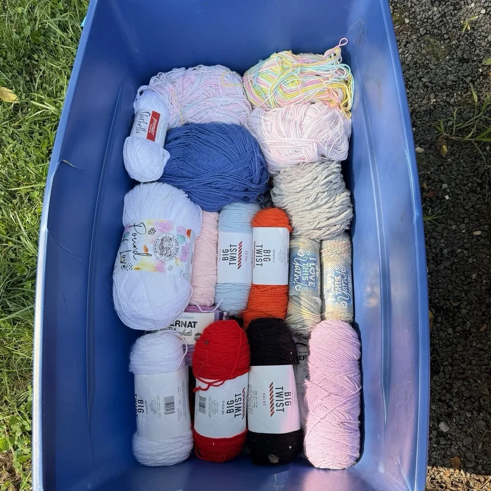 Huge crochet Lot Yarn Hooks Thread Eyes‎ Noses Books & More